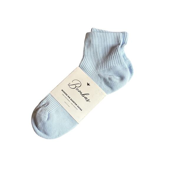 Bombas Modern Rib Quarter Socks Women's Medium Blue NWT Lightweight - Picture 1 of 4